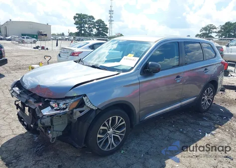 2017 Mitsubishi Outlander Es z USA, uszkodzony, nr VIN JA4AD2A37HZ030210